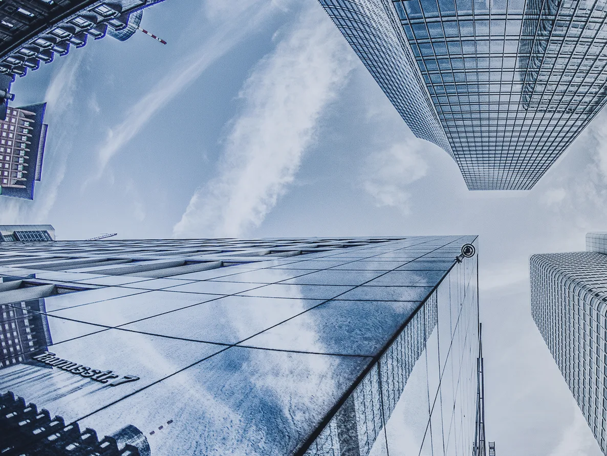 TierPoint-Web2022-SubServices-Inner-Outcomes-50_50_1186x890-MultitenantCloud-01-Scalability Multi Tenant cloud computing.